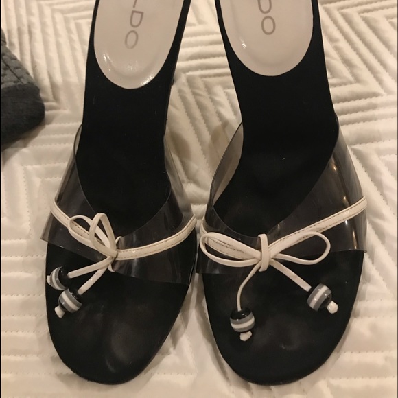 Woman’s Aldo open toe high heels black/white 6.5 - Picture 2 of 4